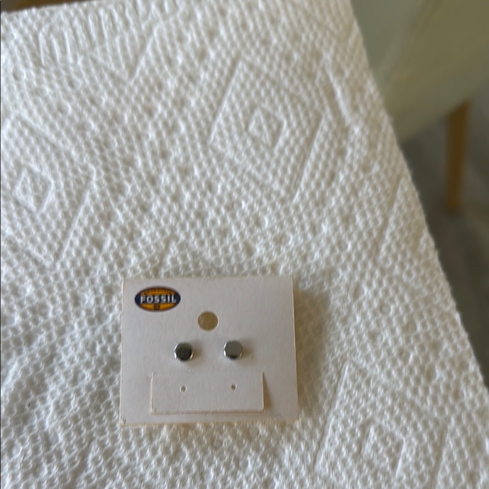 NWT Fossil Silver Stud Earrings